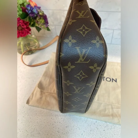 Louis Vuitton Mabillion Handbag - Picture 8 of 16